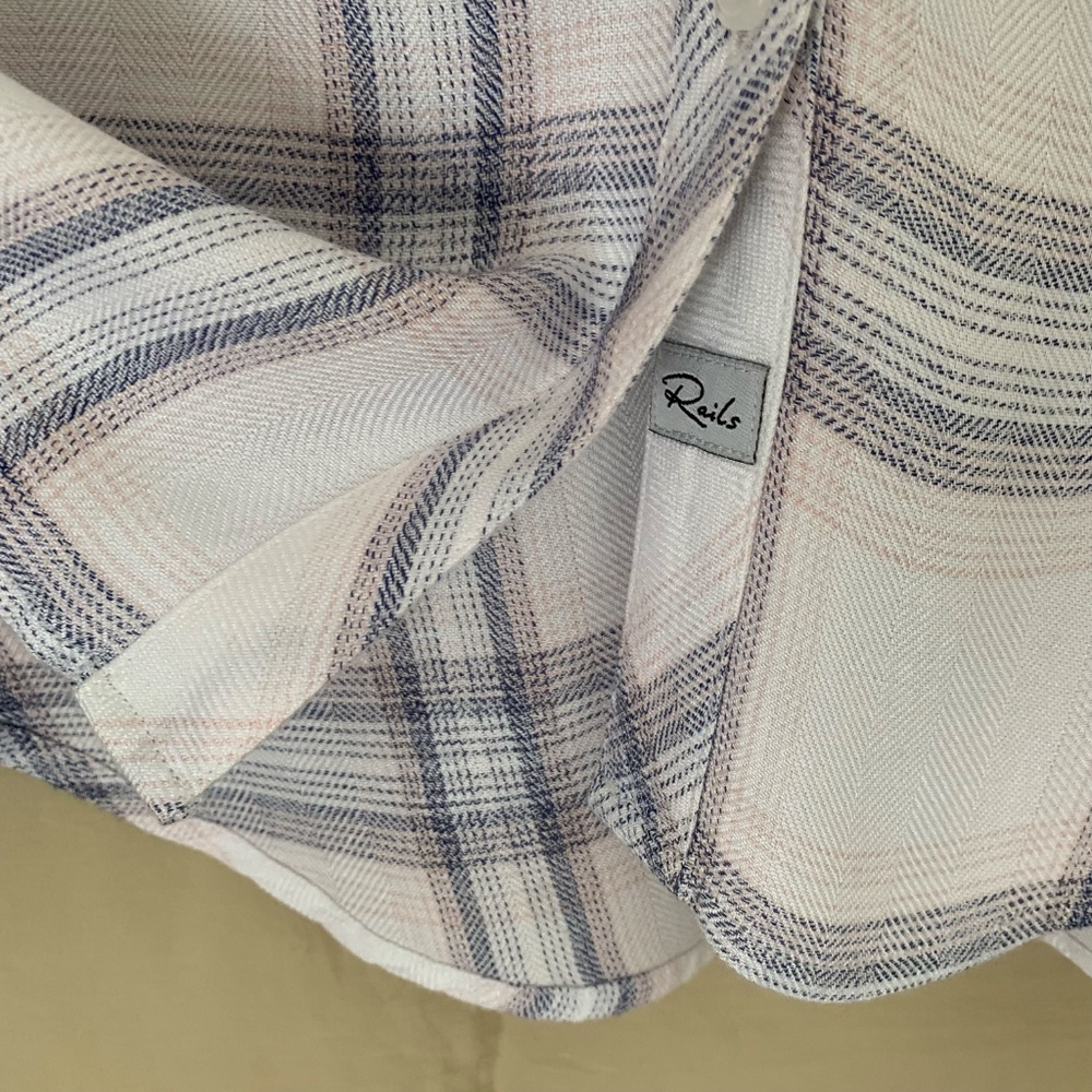 Rails 'Hunter White Coast Blush' plaid button down shirt - Picture 4 of 8